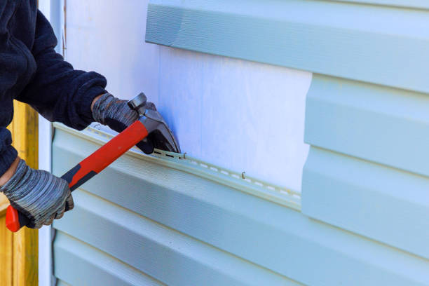 Reliable Emergency Siding Repair contractor in Wakefield, MA by Squared Siding